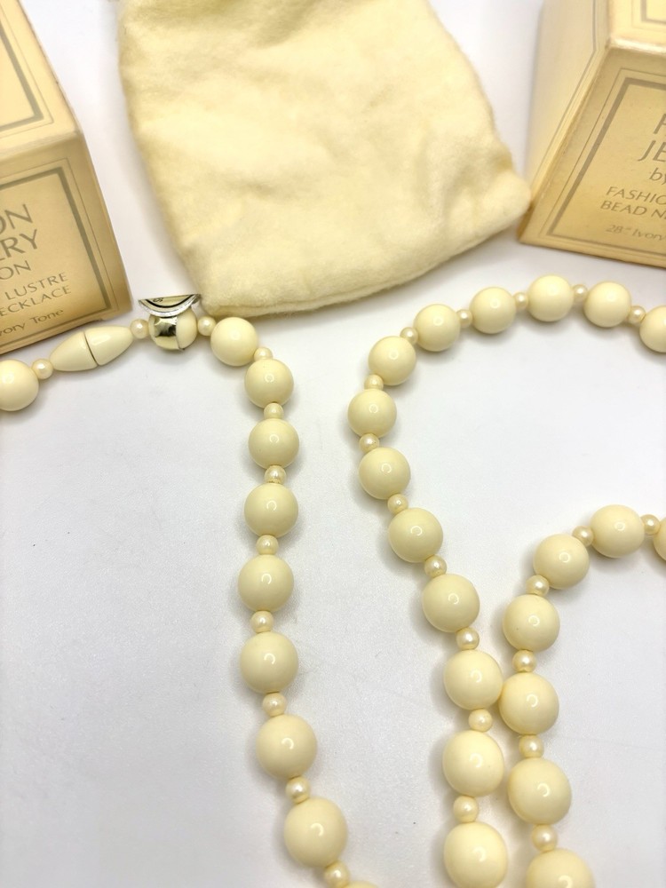 2 Vintage 1980 AVON ‘Fashion Lustre’ Bead Necklaces Ivory tone Faux Pearl