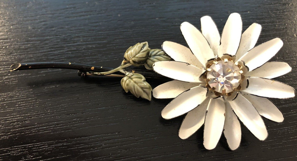Signed FRANCOIS Coro Brooch White Black Aster 4″ Rhinestone Center 1940 Rare Vtg