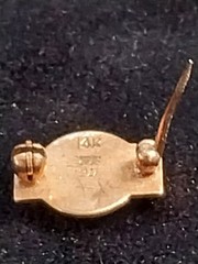 Vintage 14kt Solid Gold w/ Black Enamel Russian Lapel Pin 1.8 grams Helmet Star