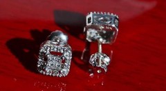 10k w/gold earrings 0.25ct natural diamond invisible set screwback 1.60gr N3650