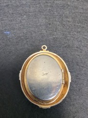 Antique Victorian Black Cameo Mourning Locket Gold tone