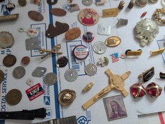 MASSIVE Lot Of Vintage JEWELRY Over 100 Pieces, Comes With Plastic Case ~ #327