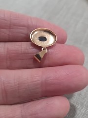 Vintage 18k Rose Gold Dark Blue Stones I.4gr
