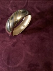 VINTAGE LAVIN PARIS GOLD ART DECCO BANGLE BRACELET. STUNNINGLY CHIC.