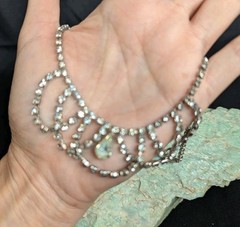 Women’s Vintage Silver Tone Rhinestone Mid Century 14″ Choker Swag Necklace