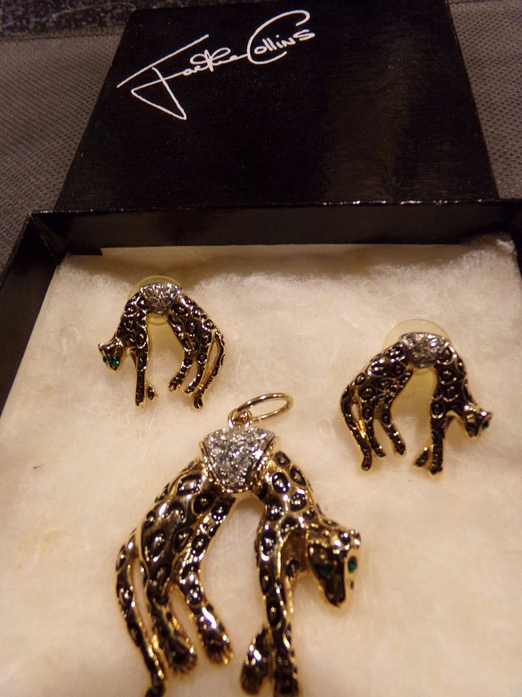 Vintage Jackie Collins Gold Tone Panther Jaguar Pendant & Earrings Set Jewelry