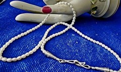 RARE & ELEGANT STRAND 2.5MM RICE PEARL NECKLACE (STERLING)