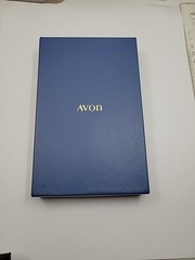 Vintage AVON 1974 Reversible Cameo Pendant Necklace 24″ Chain, Original Box