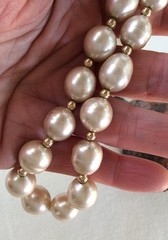 Vintage Metropolitan Museum of Art Faux Lg Pearl Collar Necklace Gold Tone – See