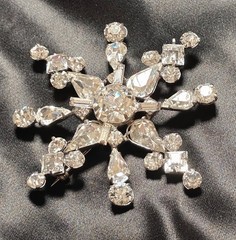 Vintage Rhinestones / Crystals / STUNNING LOT- Earrings-Rings- Brooches
