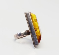 Unusual modernist geometry sterling silver Baltic amber w inclusions ring sz 8