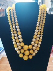 Vintage Lot Of 5 Necklaces, Bracelets And A Brooch/Pin Yellow