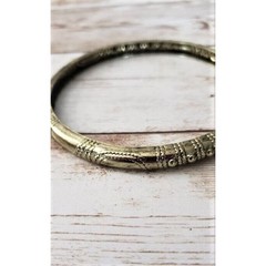 Vintage Bracelet / Bangle Stunning Ornate Brass Tone Bangle
