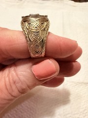Vtg 925SterSilver/Gold Pltd Sz 8.25-14g Embellished Emerald Gemstone Ring!