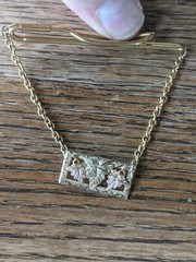 VTG MENS BLACK HILLS Gold TIE CLIP ANSON TOP BAR ROSE Green 10K South Dakota SD