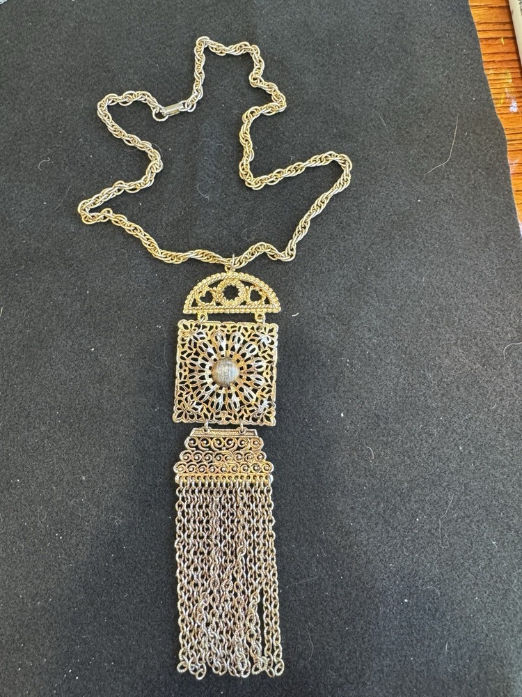 Vintage 1970’s Goldette Etruscan Waterfall Necklace