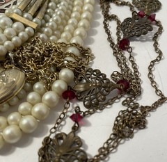 4Lb Mixed Mystery Jewelry Lot Vintage Mod Boho Bead Necklaces Bracelets Earrings