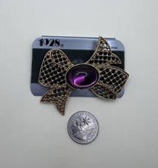 Vintage 1928 Purple Jelly Belly Gold Tone Twisted Ribbon Bow Pin Brooch New