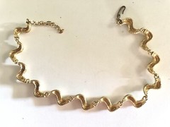 Unique Unbranded Ribbony Brushed Gold Tone/w Creamy White Enamel Choker