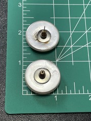 Vintage 1.1” White Satin Finish Plastic Retro Round Earrings