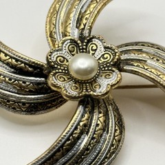 Vintage Antique Damascene Brooch Gold Tone Flower Faux Pearl Spain