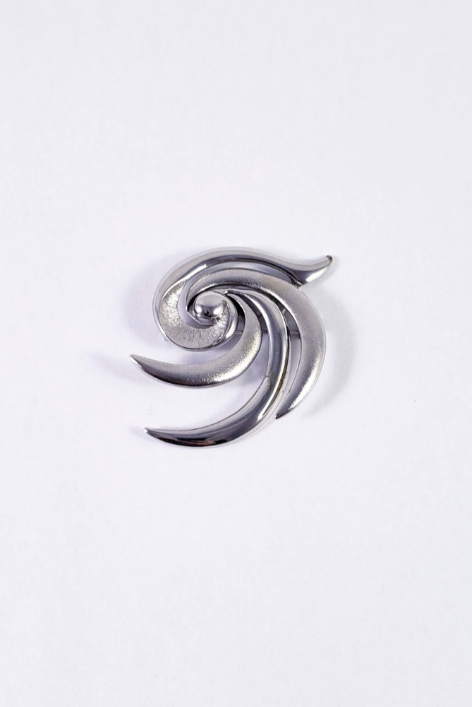 Vintage Tona Silver Tone Dual Texture Swirl Pin Brooch