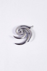 Vintage Tona Silver Tone Dual Texture Swirl Pin Brooch