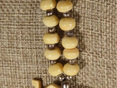 Necklace Tribal Native African Elephants Resin Beaded 16″ Lovely Vintage C4744