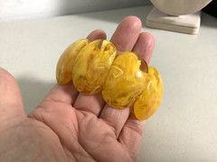 Vintage Art Deco faux egg yolk amber lucite bracelet large link stretch beauty