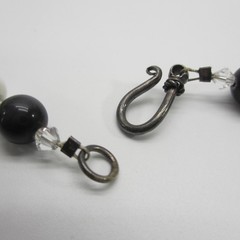 Vintage Glass Beaded Necklace Art Glass Black White 18 Inch