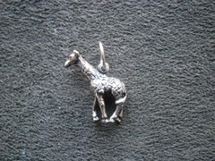 Giraffe Vintage Shiny Solid Sterling Silver Bracelet Charm Pendant 2.0g