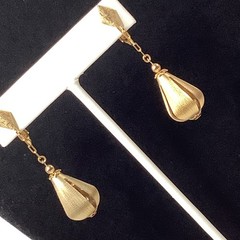 Teardrop Bolero Style Earrings VTG Clip On Dangle Drop 2.25″