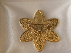 Vintage Petite Sunflower Brooch Pin Marked AAI Gold Tone
