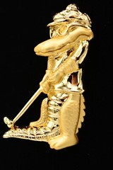 Danecraft Vintage Alligator Pin Brooch Brushed Gold Golfing Crocodile NOS BinA11