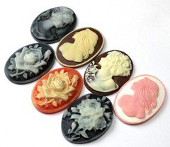 23 of 27-40mm Mixed Lot of Vintage Oval Cameos Cabs, for Pendant Settings Mint