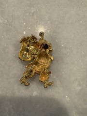 VINTAGE Arthur Pepper ART Enamel SANTA CLAUS Brooch Pin