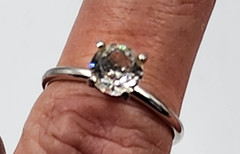 Vintage Signed Uncas Ring Silver Tone Solitaire Stone Sparkle size 7.5
