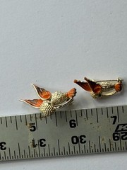 Vintage Pair Gerry’s Hummingbird Gold Tone & Orange Pins 1″ & 1.5″