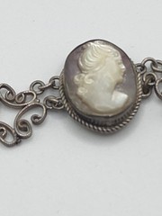 VTG 800 Silver Filigree Cameo Bracelet 7″ Mother of Pearl/Shell Carved