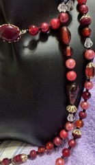 Vintage JAPAN 1940’s Garnet On push in Clasp pearls, beaded 58in long