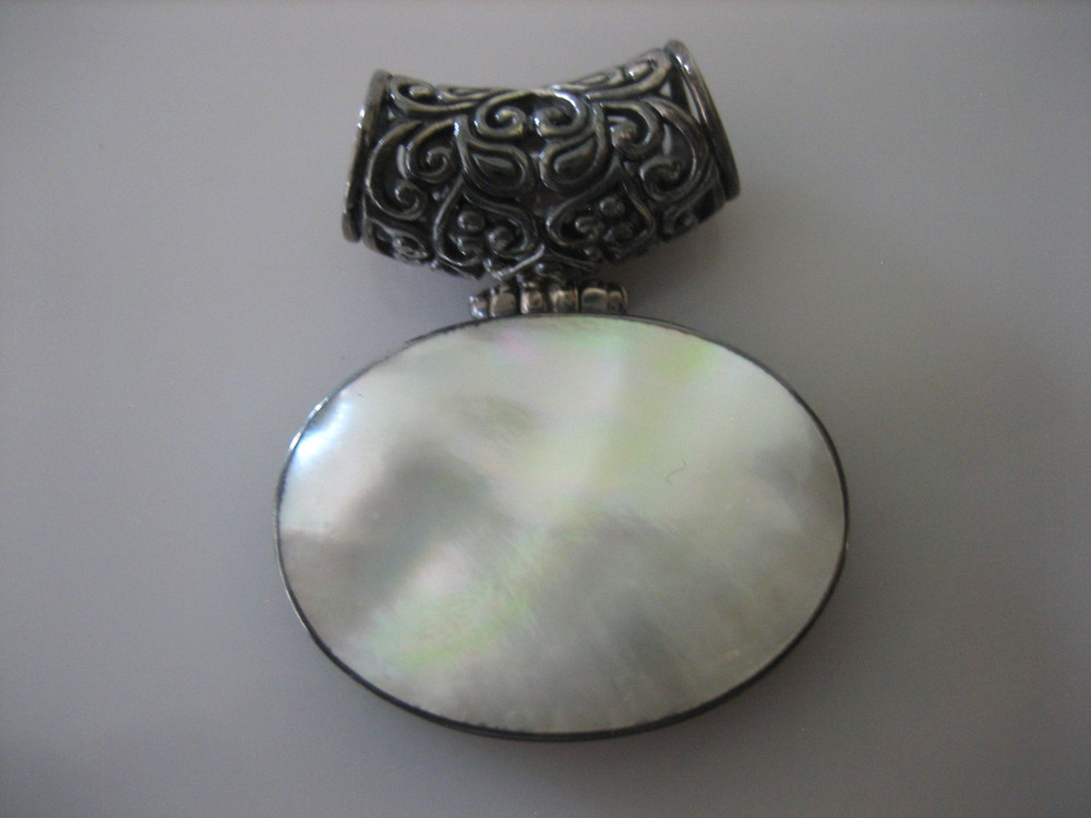 VINTAGE STERLING SILVER 925 MOTHER OF PEARL SLIDE PENDANT