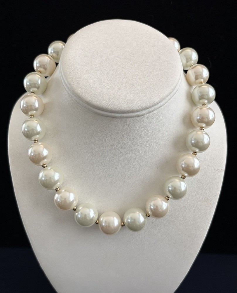 Vintage Anne Klein Glamorous Lg. Faux Pearl Necklace Lustrous White & Gold Tone