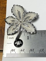 Vintage Sarah Coventry 1960s Joy Or Ivy Silver Tone Leaf Brooch 1.75in Signed