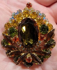Vintage MCM Juliana Goldtone Autumn Topaz Heliotrope Rhinestone Brooch Pendant