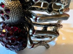 VINTAGE RUNWAY RAISED SPIDER RUBY STONES SILVER BANGLE BRACELET FREE SHIPPING