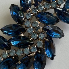 Vintage Blue Crystal Brooch Pin