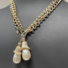 Vintage Sarah Coventry Fashion Parade Gold Tone Chain Faux Pearl Tassel Necklace