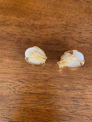 Vintage Erwin Pearl Clip-On Earrings Oval Faux Pearl Gold Swirl