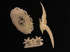 Chinese Export Carved Bovine Bone Brooch Demi Vintage Antique Jewelry