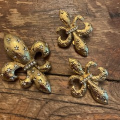 Vintage Signed Gold Tone RJ Graziano “Fleur De Lis” Brooch & Clip On Earrings
